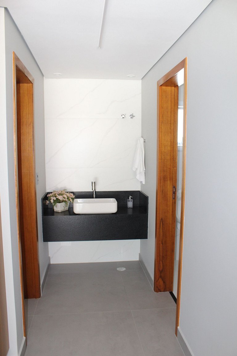 Recanto da Nina - Chácara de Luxo com Piscina Aquecida, Saun