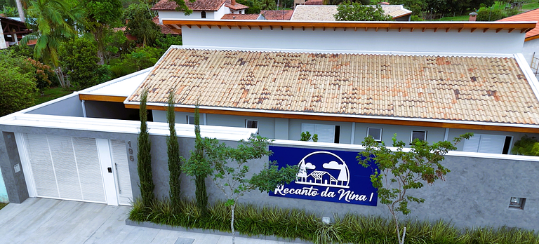 Recanto da Nina - Chácara de Luxo com Piscina Aquecida, Saun