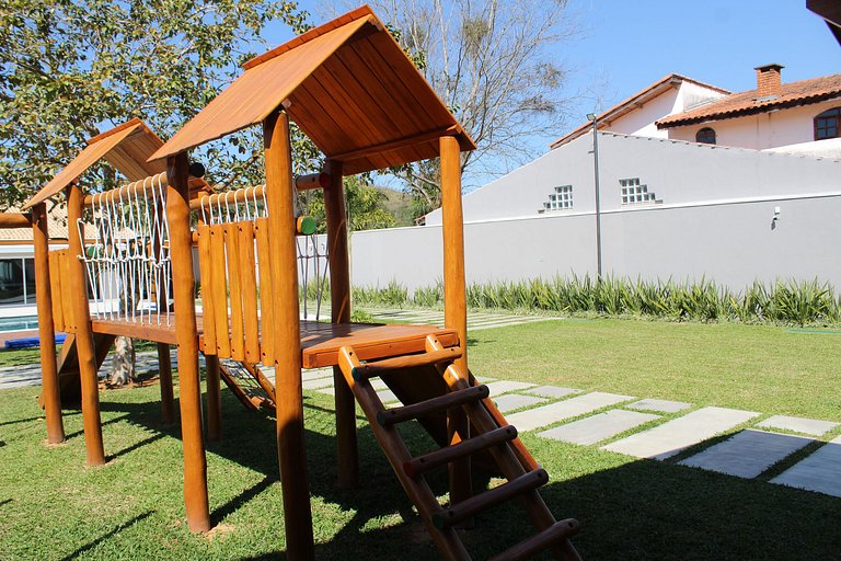 Recanto da Nina - Chácara de Luxo com Piscina Aquecida, Saun