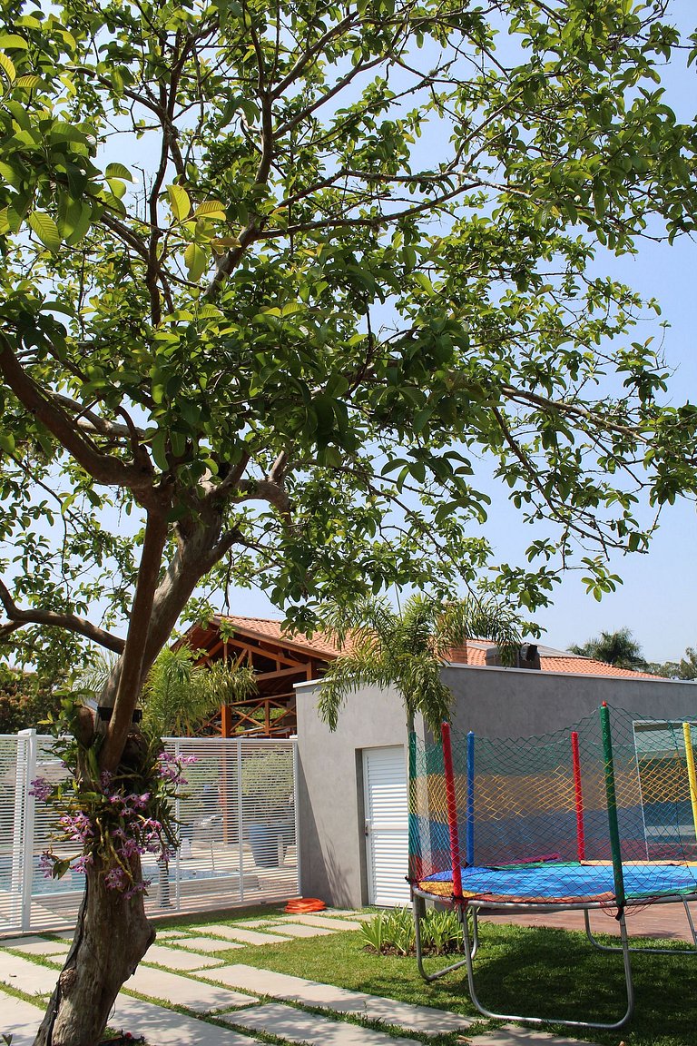 Recanto da Nina - Chácara de Luxo com Piscina Aquecida, Saun