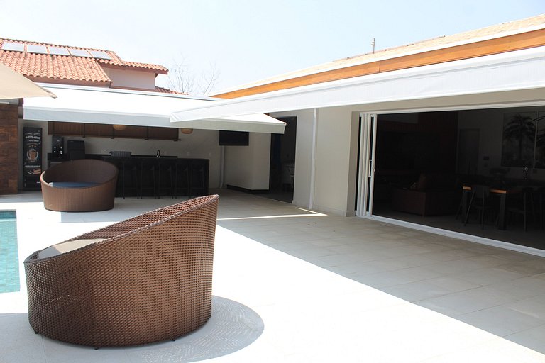 Recanto da Nina - Chácara de Luxo com Piscina Aquecida, Saun