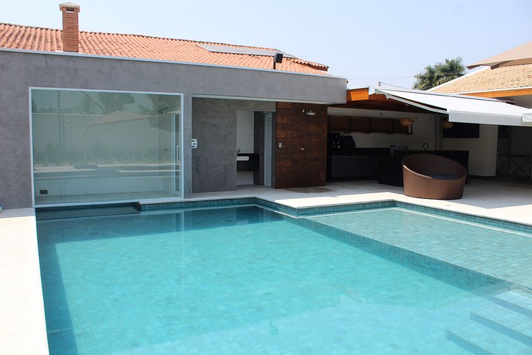 Recanto da Nina - Chácara de Luxo com Piscina Aquecida, Saun