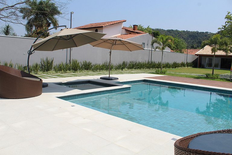 Recanto da Nina - Chácara de Luxo com Piscina Aquecida, Saun