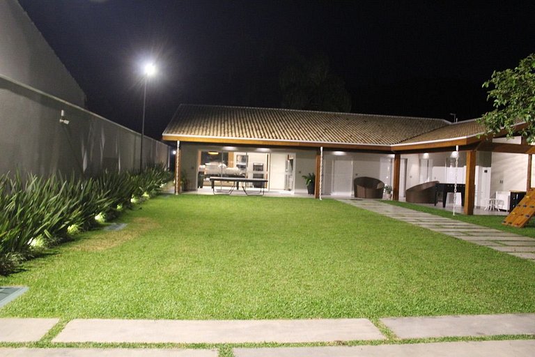 Recanto da Nina - Chácara de Luxo com Piscina Aquecida, Saun