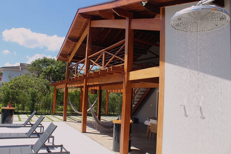 Recanto da Nina II - Chácara de Luxo com Piscina Climatizada