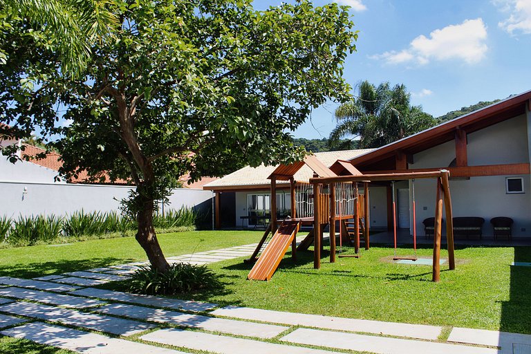 Recanto da Nina I - Chácara de Alto Padrão