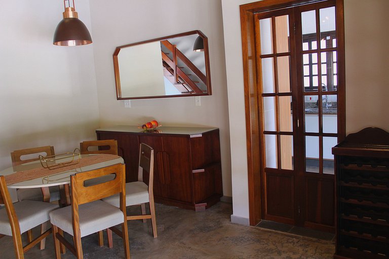 Recanto da Nina II - Chácara de Luxo com Piscina Climatizada