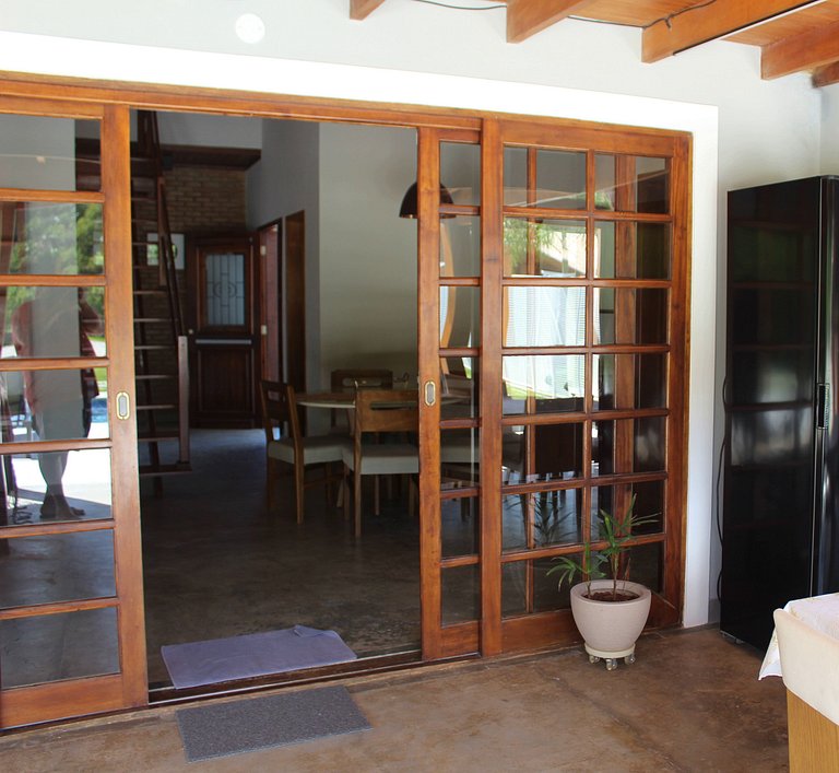 Recanto da Nina II - Chácara de Luxo com Piscina Climatizada