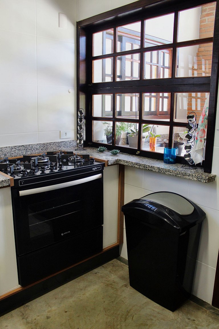 Recanto da Nina II - Chácara de Luxo com Piscina Climatizada