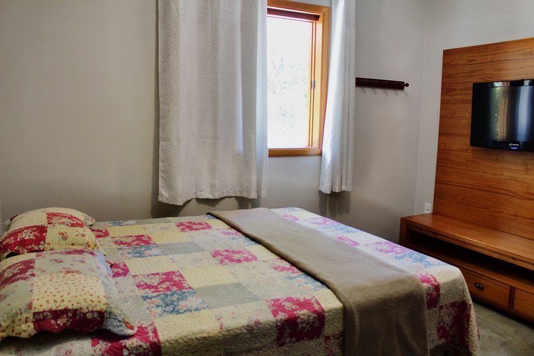 Recanto da Nina II - Chácara de Luxo com Piscina Climatizada