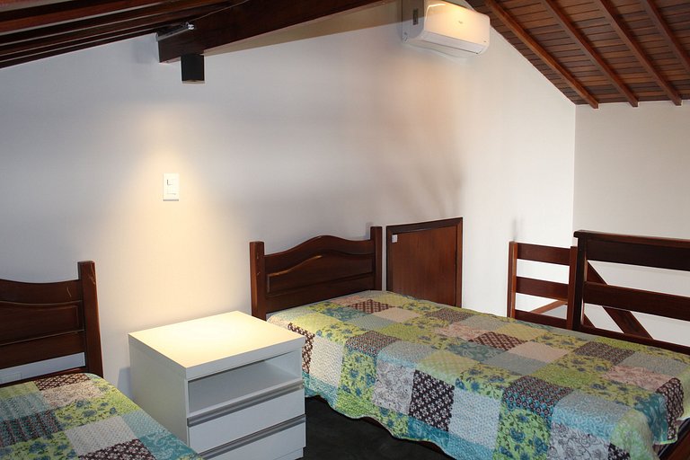 Recanto da Nina II - Chácara de Luxo com Piscina Climatizada