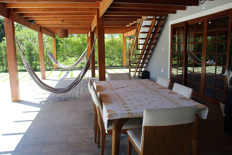 Recanto da Nina II - Chácara de Luxo com Piscina Climatizada