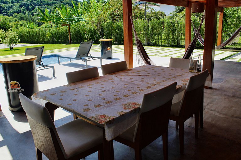 Recanto da Nina II - Chácara de Luxo com Piscina Climatizada