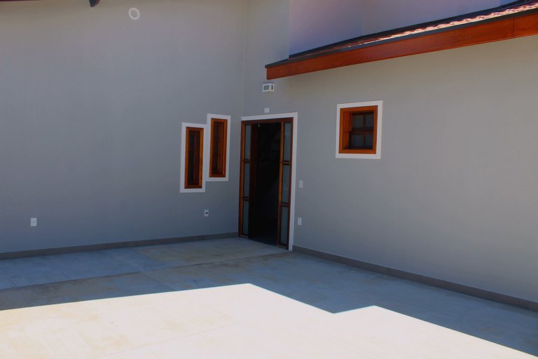 Recanto da Nina II - Chácara de Luxo com Piscina Climatizada