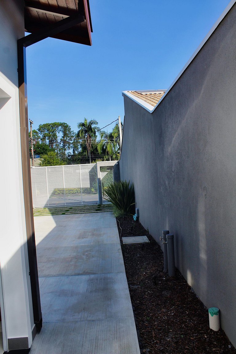 Recanto da Nina II - Chácara de Luxo com Piscina Climatizada