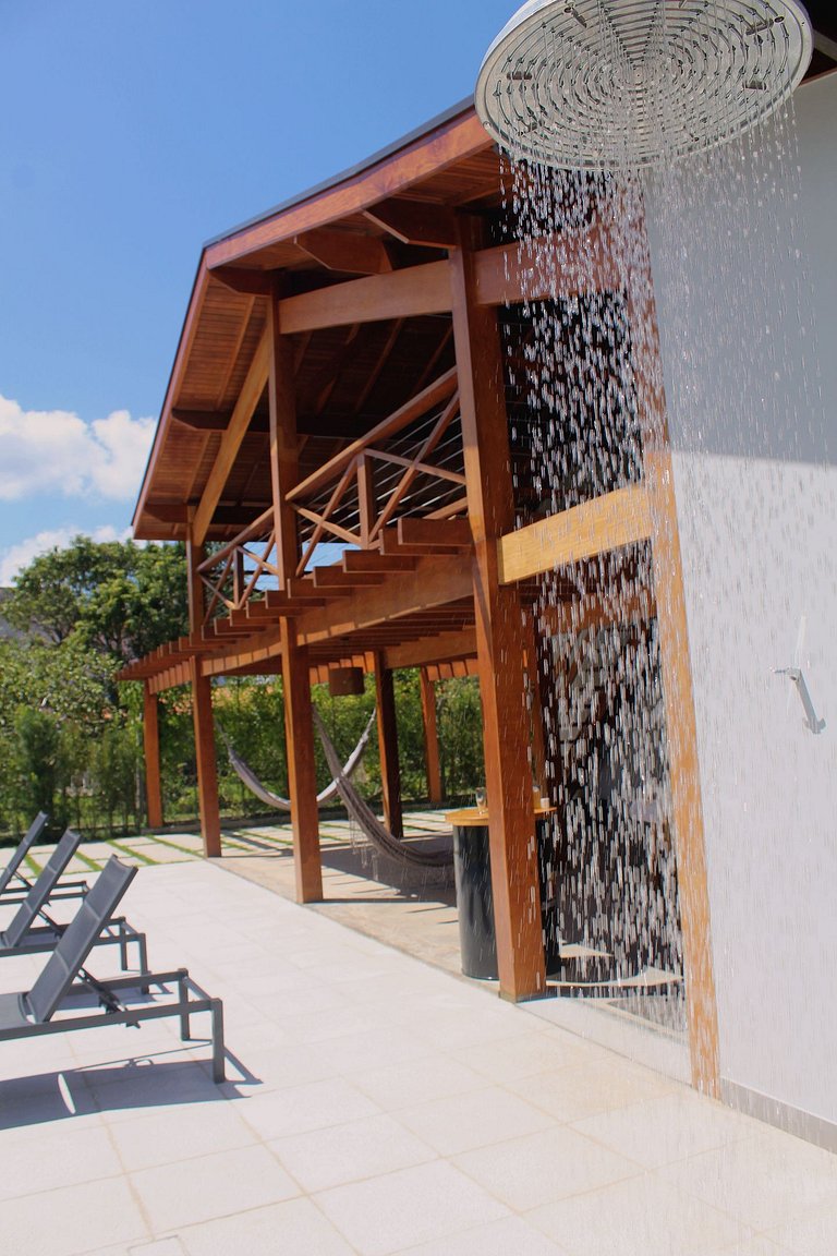 Recanto da Nina II - Chácara de Luxo com Piscina Climatizada