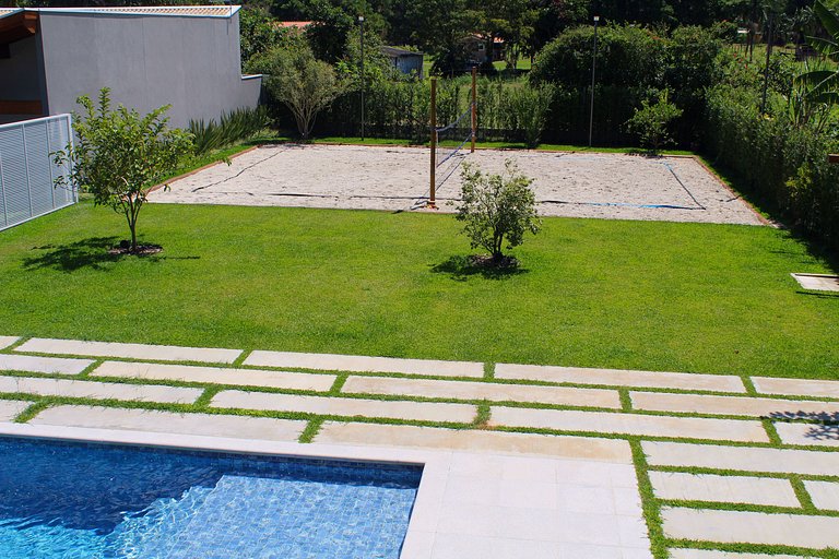 Recanto da Nina II - Chácara de Luxo com Piscina Climatizada