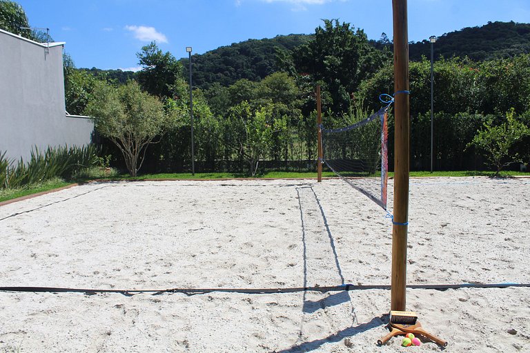 Recanto da Nina II - Chácara de Luxo com Piscina Climatizada